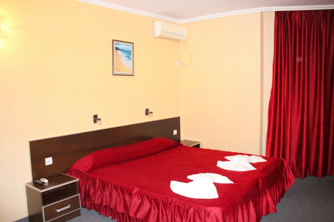 Cantilena Hotel Nesebar Exterior photo
